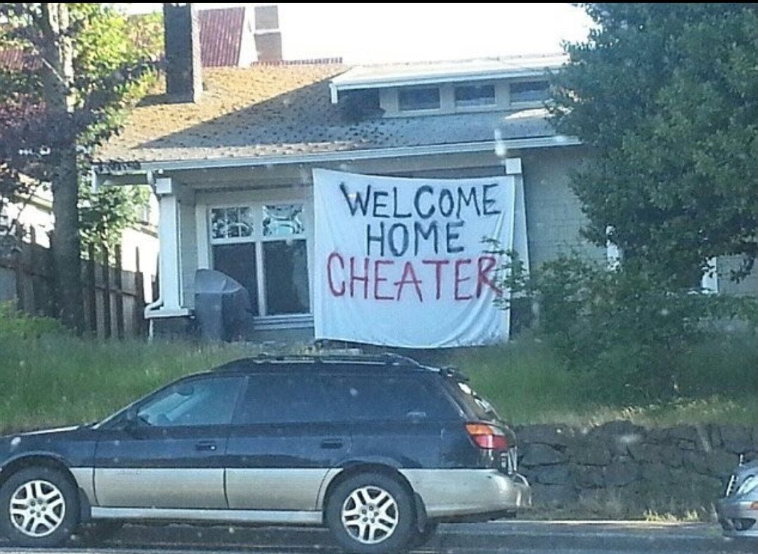 Me getting back on Twitter after leaving my little Threads app