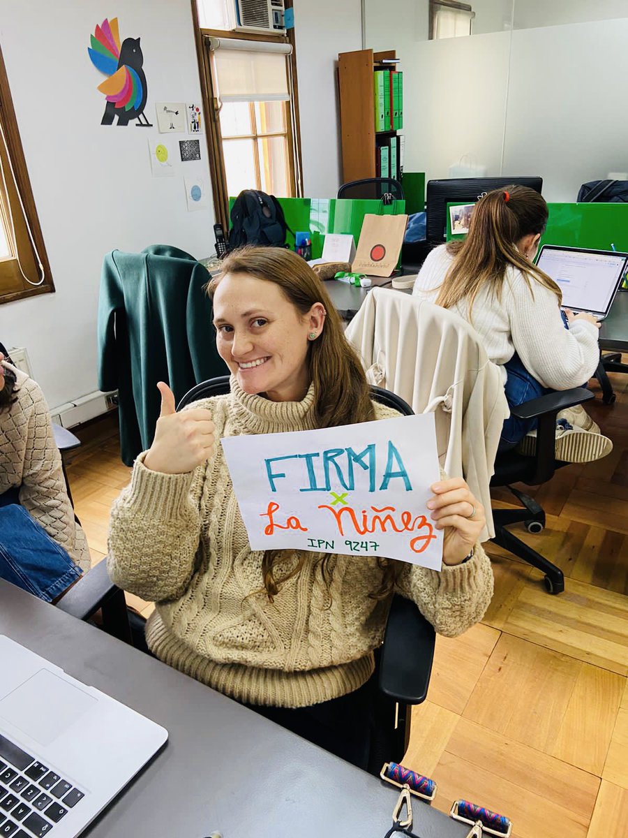 jpf2801's tweet photo. Hoy ninguna de las 9 IPN con 10k firmas habla de niñez. Firma Con tu clave única 👉🏼 https://t.co/NPbaWhRyBh quedan solo 2 días! #claveunica #noteolvidesdelaniñez https://t.co/mitWMKWbG5