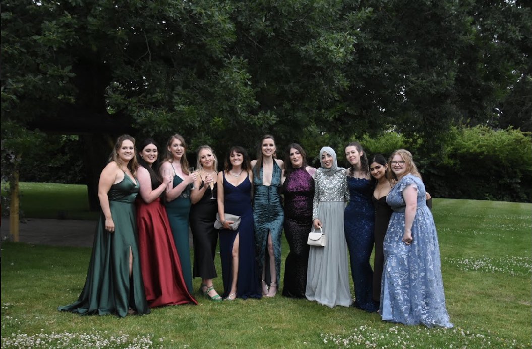 Couldn’t be more grateful to have had such an amazing cohort and cohort lead. Can’t wait to see what our future as midwives holds #futureleaders #studentmidwife