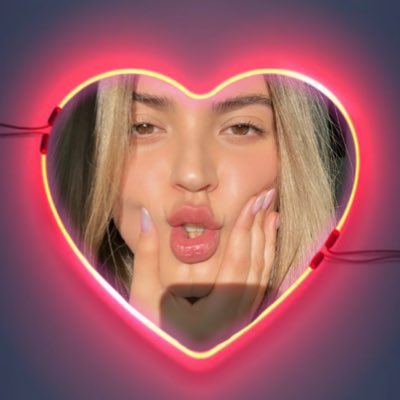 Ariana Van X on Twitter: "#NewProfilePic https://t.co/fwgRlB37BX" / Twitter