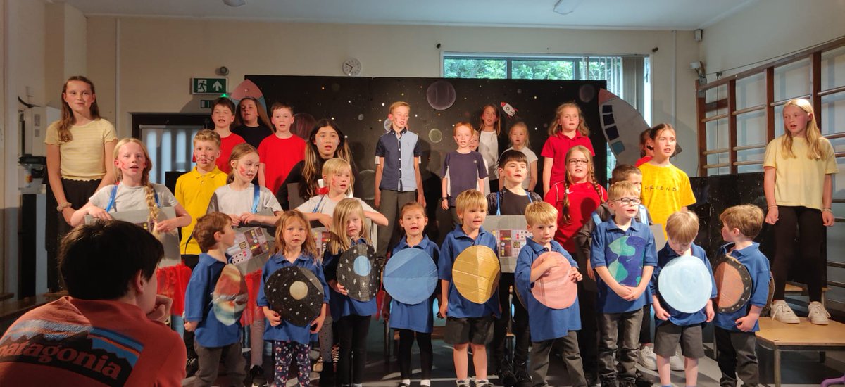 ysgolyfoel's tweet photo. WOW, WOW, WOW!! last performance done. What a success from our amazing children. With tickets and raffle we have raised over ยฃ400 too. #amazingcommunity #FOEL https://t.co/qMCRE7q0tX