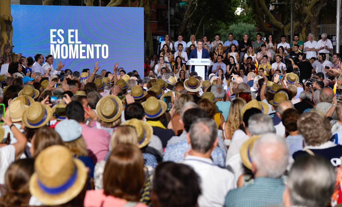 NunezFeijoo's tweet photo. #EsElMomento:

🔹De volver a unir a la sociedad.
🔹De dejar atrás las chapuzas legislativas.
🔹Y de retomar la concordia, el diálogo y el sentido de Estado. https://t.co/g0VNfQkfQv