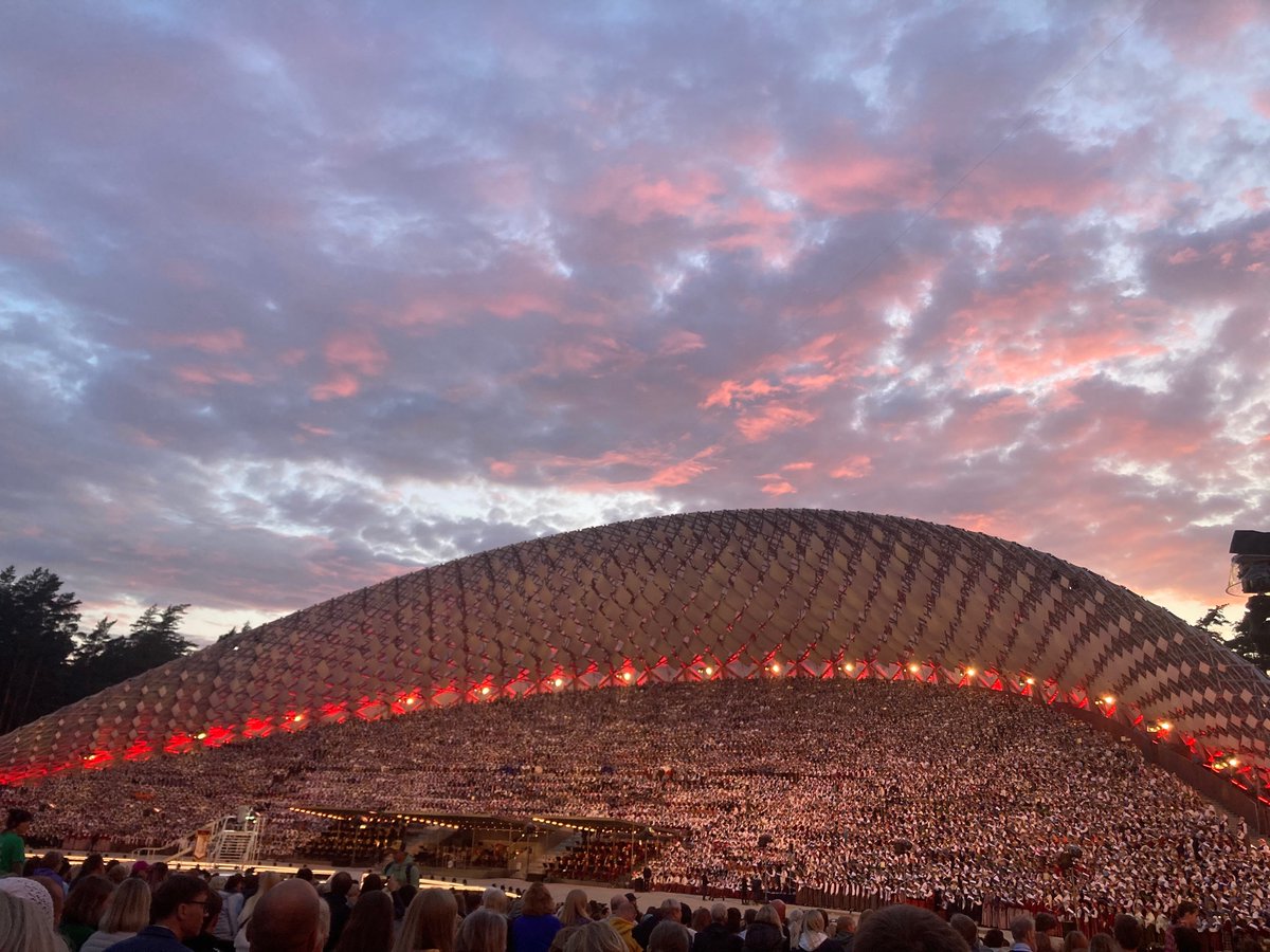 Latvija dzied. 🇱🇻❤️