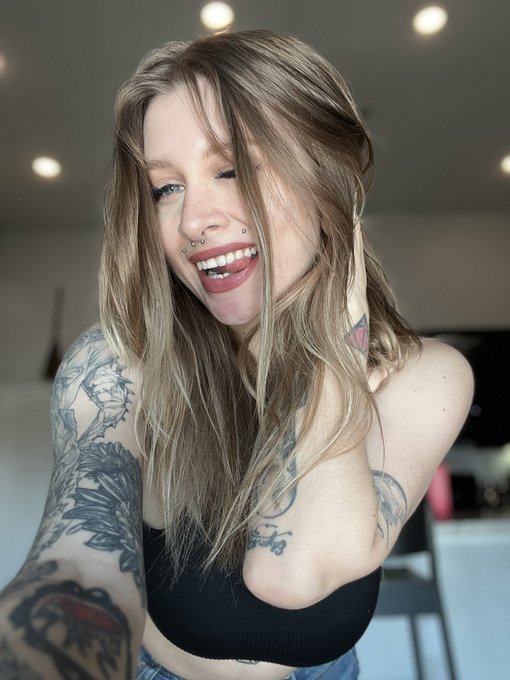 baybeeee https://t.co/toiVbbynD8<a href="/tag/onmfc"class="tags"><span>#onmfc</span></a>