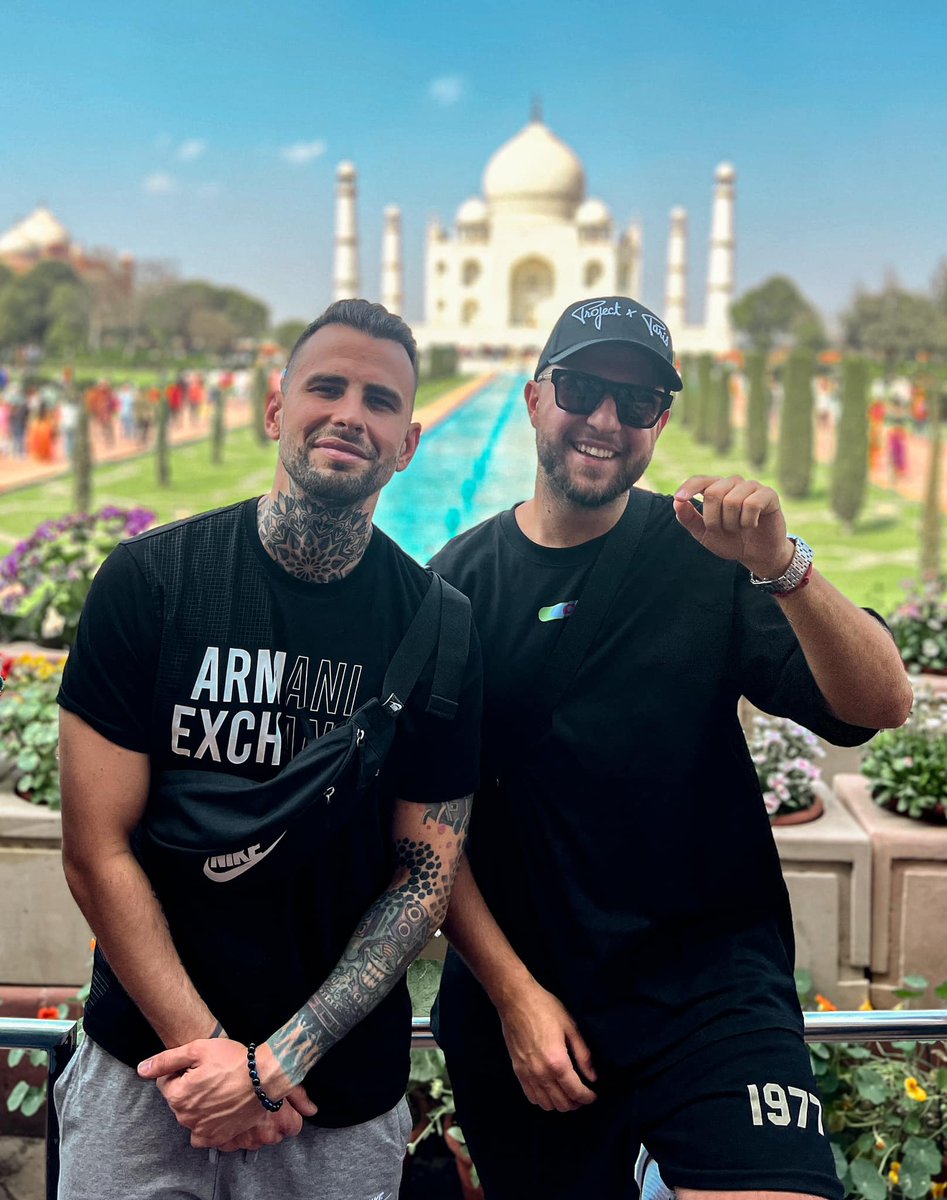 Don’t forget  that our set from our 🇮🇳Indian tour is available on our Youtube  channel and of course we also want to say many thanks for your  continuous support from all around the world! 🤍

👉👉youtu.be/7M6mac9IlgU