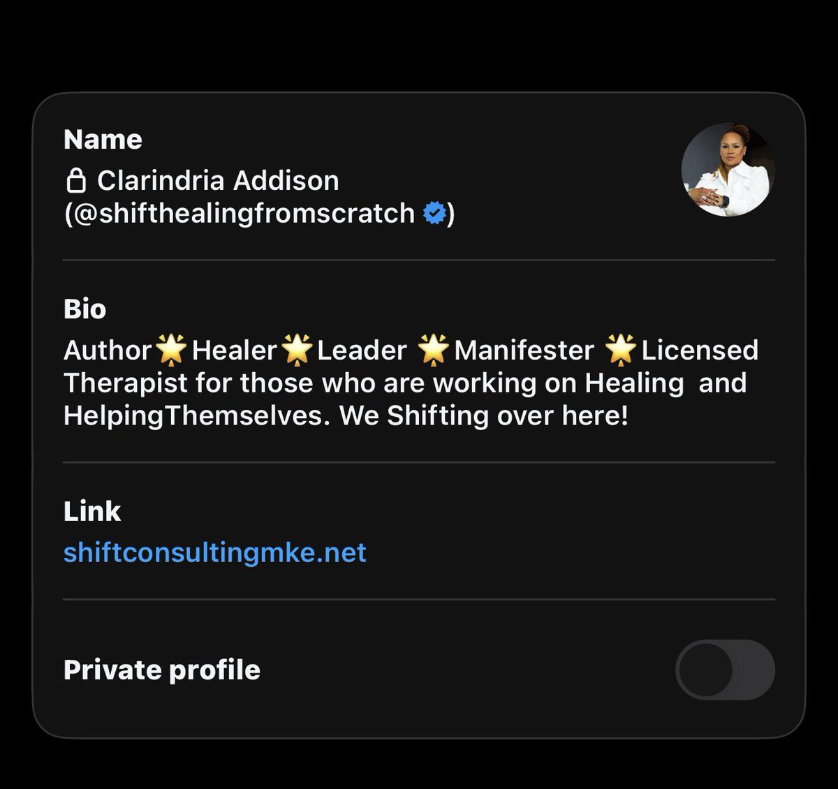clarindria's tweet photo. Follow me in threads 💫 https://t.co/2rHa4xwkRR