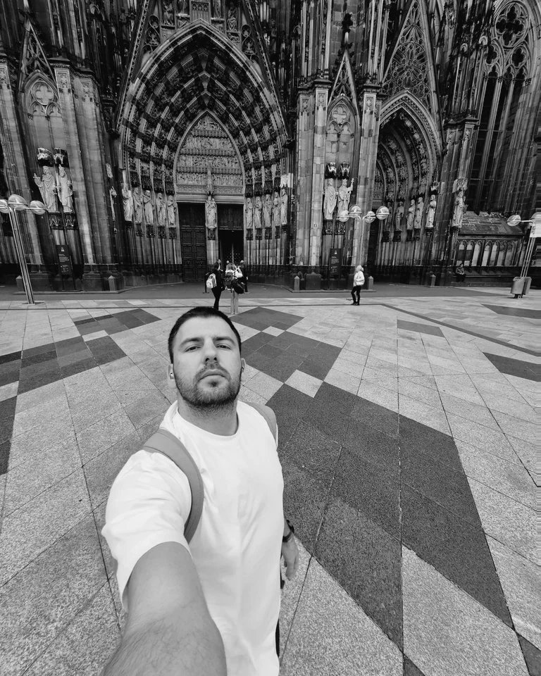 Andi Kastro tweet media