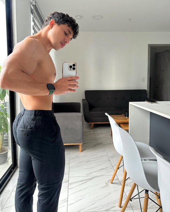 Can you download them for me? https://t.co/EMxspxIHfG