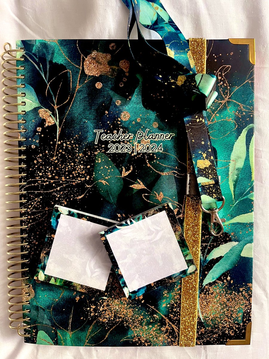 BethanW_maths's tweet image. Super excited to use all my new stationary 🤩🤍 @TPositiveTC 
#TPTC #MYTPTCWEEK