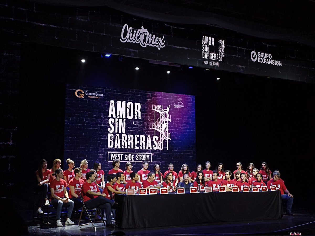 #Envivo desde el anuncio de AMOR SIN BARRERAS con <a href="/BibyGaytan/">Biby Gaytán</a>  encabezando el elenco
<a href="/tcentenarioof/">Teatro Centenario Coyoacán Oficial</a> 
#teatro