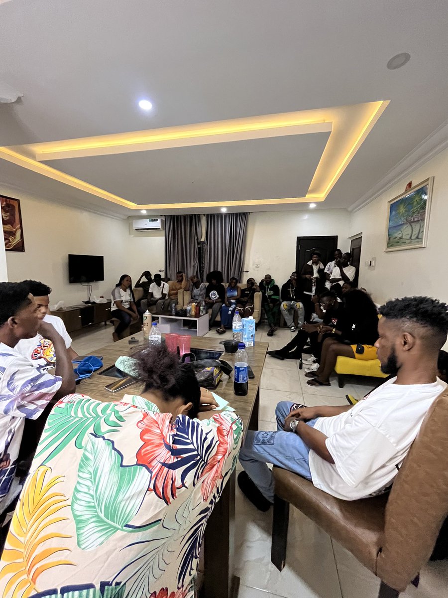 ITD_Series's tweet photo. "Prepare for a thrilling journey into the heart of darkness. Introducing Into the Dead, aNigerian first ever Nigerian zombie movie that will leave you on the edge of your seat. #IntoTheDead #NigerianHorror #IntoTheDeadSeries #NigerianZombieMovie #ActionHorror #NetflixSeries https://t.co/igfKpFZPYa