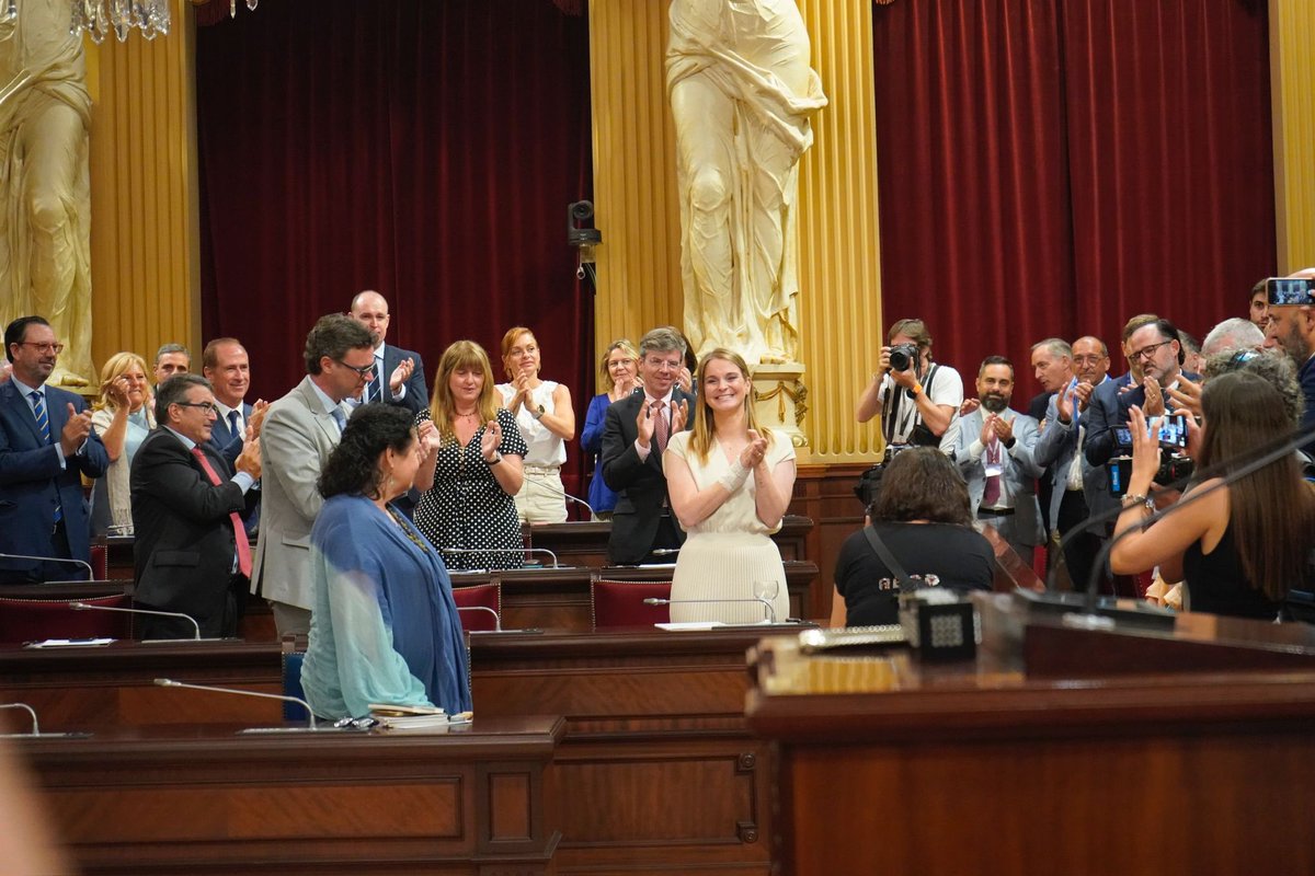 Gràcies. Gràcies a tots els que vàreu creure, a tots els que pensàreu que era possible, a tots els que ens donàreu la vostra confiança. Gràcies a tots, avui comença el canvi. 

M’hi deixaré la pell. Per les nostres illes i per la seva gent. Gràcies.