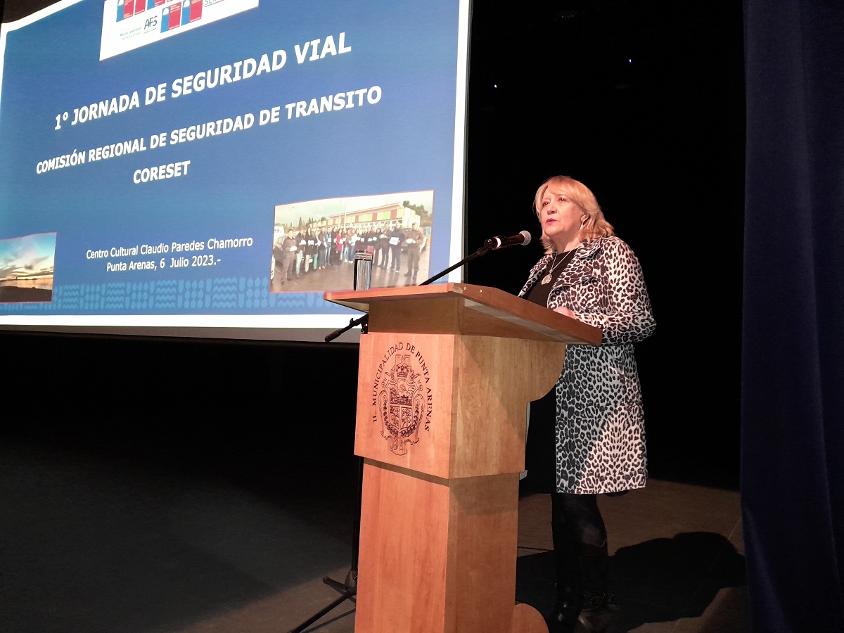 SeremiSalud_XII's tweet photo. 🧵2/3
✅Esta jornada tuvo como objetivo generar una instancia de conocimiento y de análisis sobre la realidad nacional y regional en materia de siniestros viales, impacto en la población y el trabajo coordinado que se está realizando a nivel de #Coreset. https://t.co/veaGOGdS7n