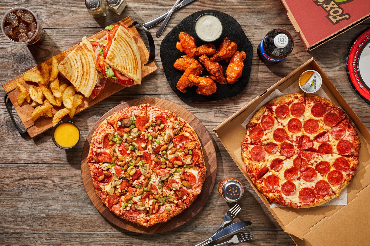 FoxPizzaClinton's tweet photo. 𝐖𝐞 𝐡𝐚𝐯𝐞 𝐬𝐨 𝐦𝐚𝐧𝐲 𝐠𝐫𝐞𝐚𝐭 𝐨𝐩𝐭𝐢𝐨𝐧𝐬 𝐭𝐨 𝐜𝐡𝐨𝐨𝐬𝐞 𝐟𝐫𝐨𝐦.
𝐏𝐢𝐳𝐳𝐚, 𝐬𝐚𝐧𝐝𝐰𝐢𝐜𝐡𝐞𝐬, 𝐬𝐚𝐥𝐚𝐝, 𝐩𝐚𝐬𝐭𝐚 𝐚𝐧𝐝 𝐦𝐨𝐫𝐞!

𝐕𝐈𝐄𝐖 𝐓𝐇𝐄 𝐌𝐄𝐍𝐔:
https://t.co/XEPtjeOw1e https://t.co/W72RVnD2Vl