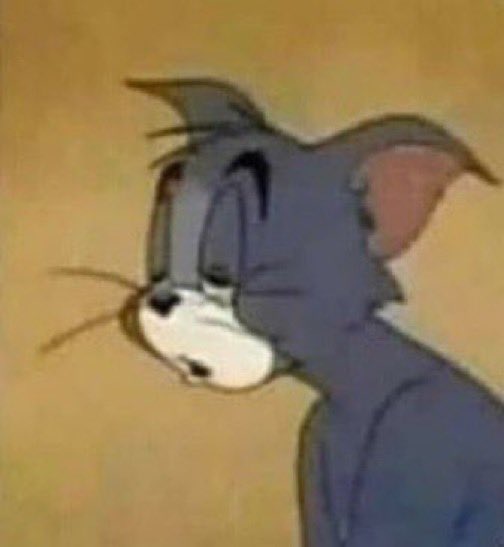 gabrrlgh's tweet photo. yo cuando duermo poco //// yo cuando duermo mucho https://t.co/laQgbHxQ42