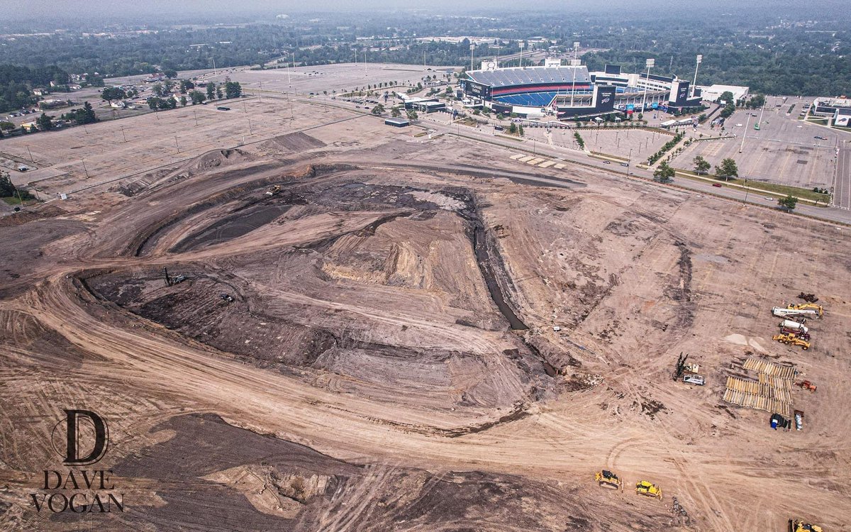 ArenasStadiums's tweet photo. Aerial photo taken on July 2, 2023, of the construction site of the new @BuffaloBills stadium and the current Highmark Stadium in Orchard Park, NY. Photo by Dave Vogan Photography and courtesy of @Bills_Stadium. #NewHighmarkStadium #Bills #BillsMafia https://t.co/mHfZpsA7Cc