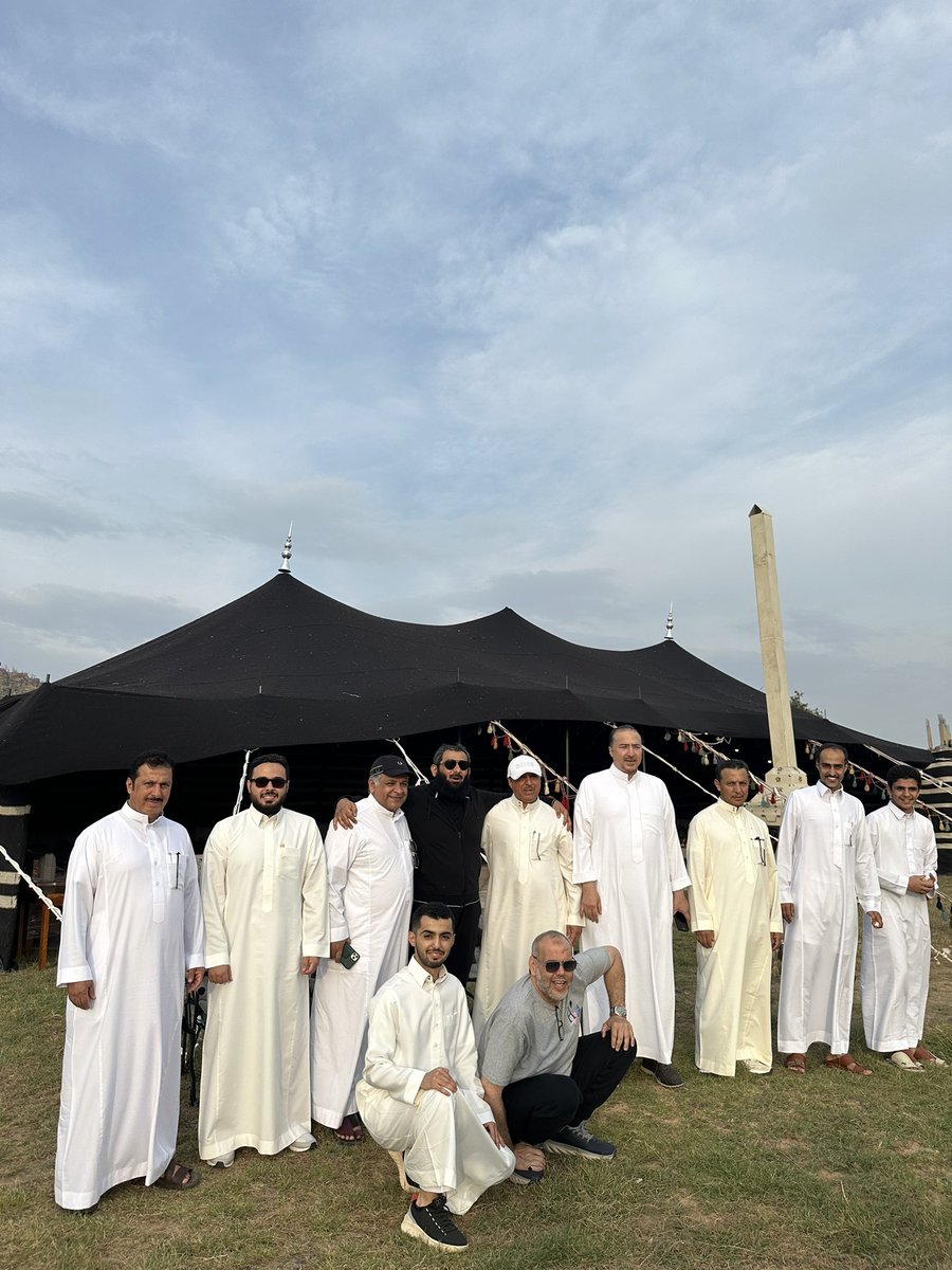 Alkobrish's tweet photo. شرفنا اليوم الشيخ بدر الراجحي وخبير العقار  الاستاذ سعد التويم في الجرة 🤍 https://t.co/cjH1W1NETS