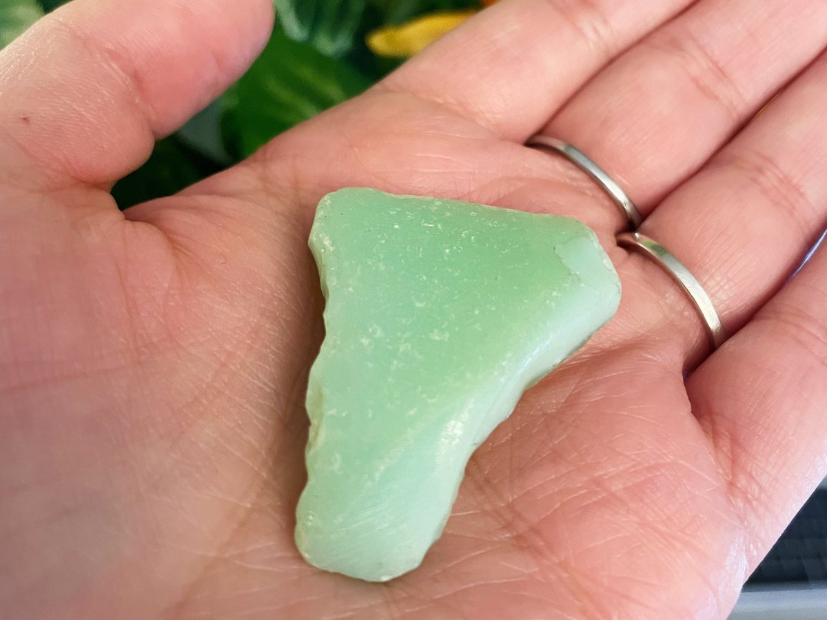 On the Patreon blog! “Gretchen Kelly and the Narcissist’s Stone…” When a narcissist gives you a gift… TW: sexual assault, stalking, sexual harassment. #writerscommunity #indiewriter