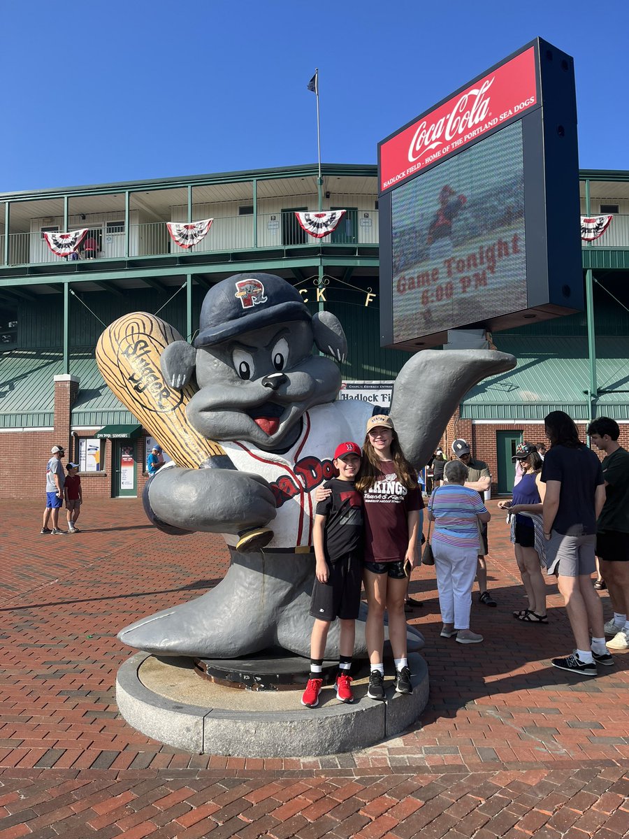 SDSuetterlein's tweet photo. .@PortlandSeaDogs game with grandchildren and their annual growth measurement with the @Slugger_SeaDog statue. https://t.co/QMPYQrX0Vm