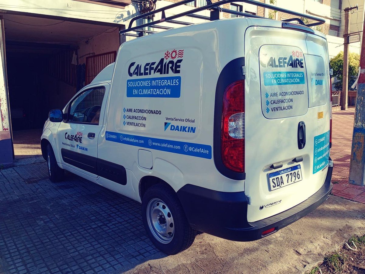 Creativ_Agencia's tweet photo. Diseño y producción del ploteo de un nuevo movil de #calefaire https://t.co/4EdImMKyLD