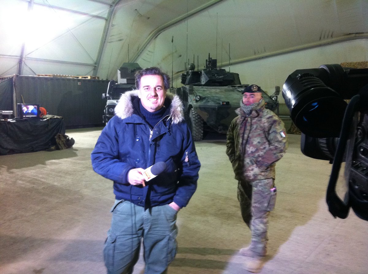 riccardinouk's tweet photo. Buon Compleanno Sky, un pezzo di strada assieme ⁦@SkyTG24⁩ ⁦@SkyItalia⁩ #Afghanistan #Reportage #documentarymaking https://t.co/C6xaeotaOW