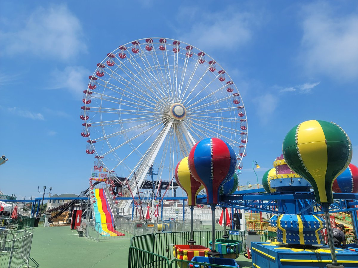 PelicanPete36's tweet photo. Road Trip to Ocean City, New Jersey. #roadTrip #NewJersey #ocnj #oceancity #travel #traveling #picoftheday #travelphotography #getaway #jerseyshore #beach #boardwalk https://t.co/94q0Cg92VJ