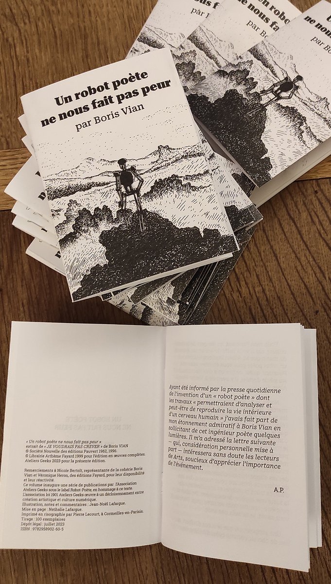 Les Ateliers Geeks rééditent "Un robot poète ne nous fait pas peur" de Boris Vian, un texte qui à l'heure de ChatGPT mérite d'être redécouvert. Ici, quelques exemplaires de travail. Ceux diffusés auront une belle couverture argentée. Projet à suivre.