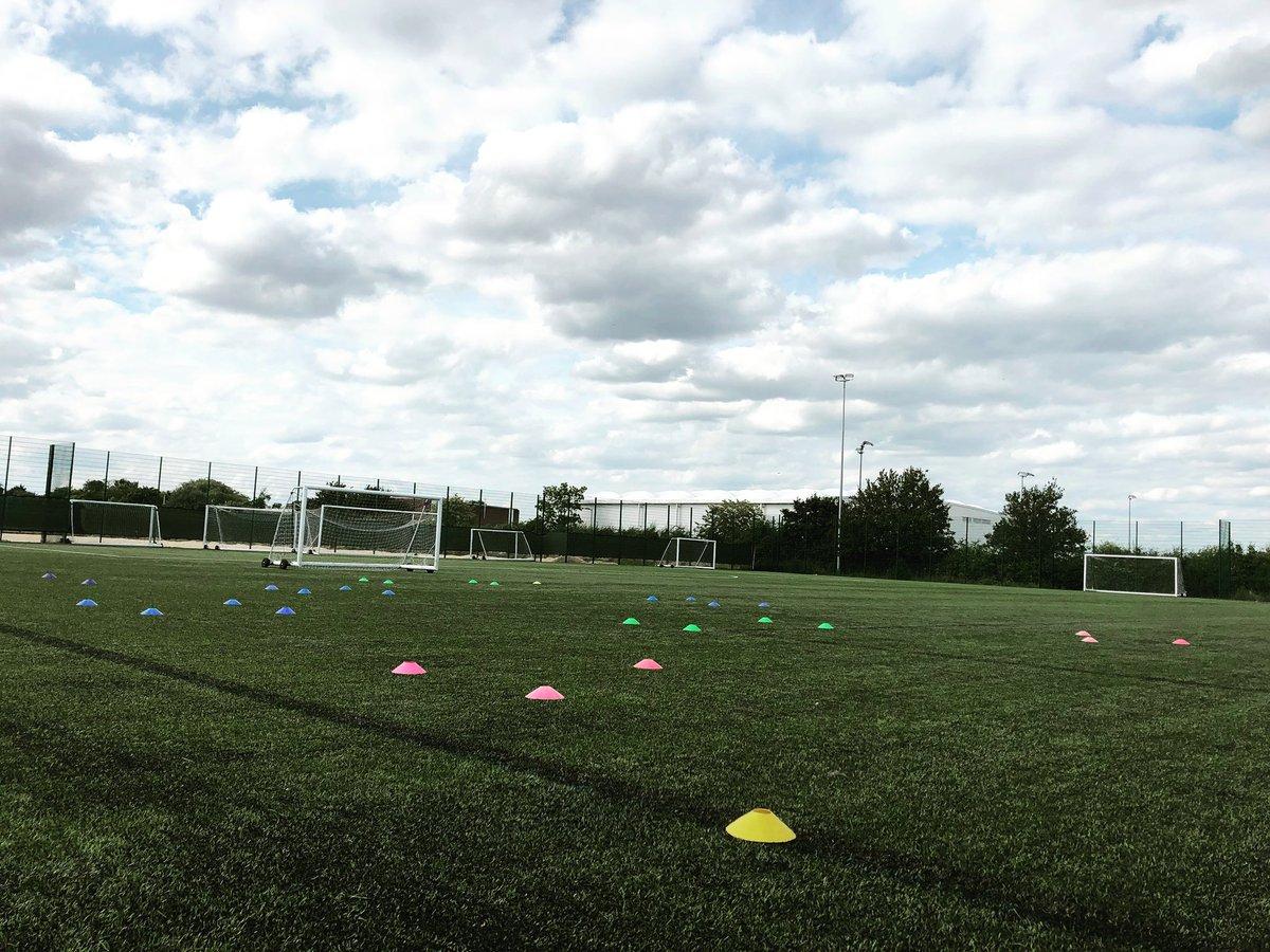 Our 4-11s worked on passing and shooting in today’s session! 

The girls did brilliantly learning a new technique and demonstrated great weight of pass through the different shapes, sizes and angles. 

🧡❤️⚽️
#LetGirlsPlay #GirlsFootball