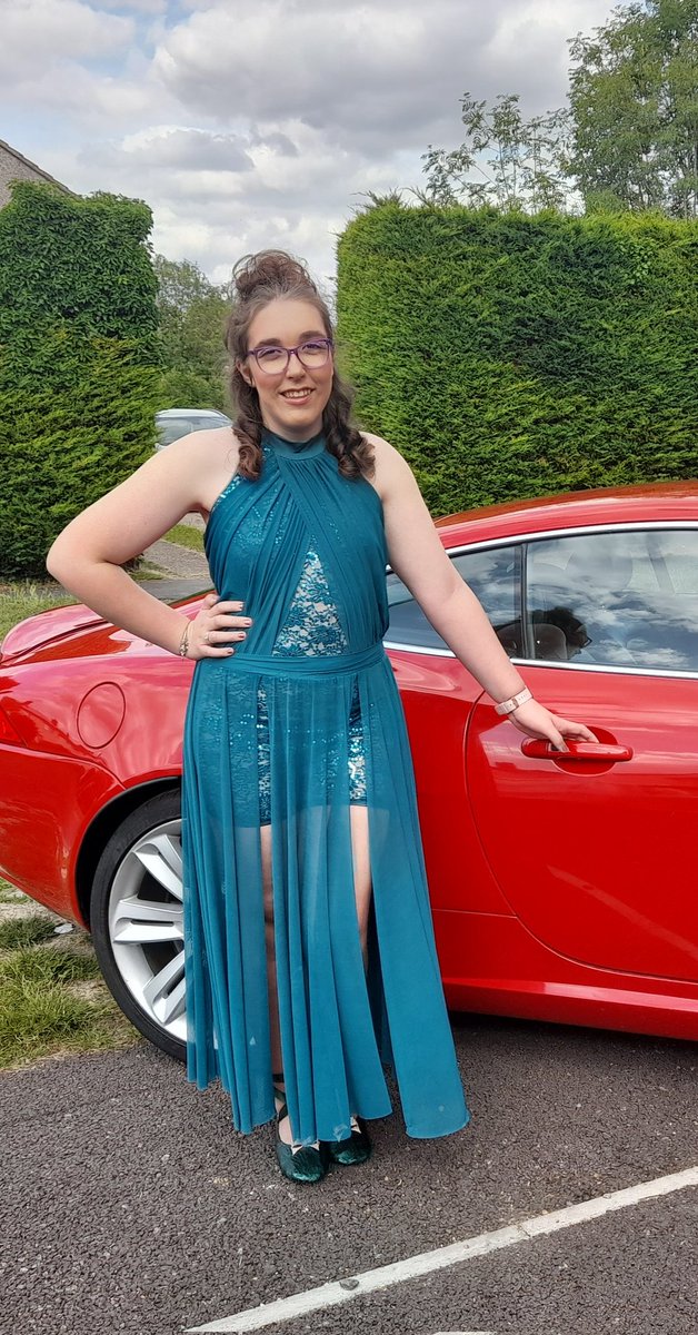 TraceyMurray575's tweet photo. Our Prom Queèn and couldn't be prouder 💕 Overcome her anxieties (yesterday refusing to go) to attend by, putting on her fabulous #Sotos smile, her best foot forward, and staying completely true to herself (No official prom dress but dance costume)
Thank you @Trumpington_Edu https://t.co/Sm5G5guN0V