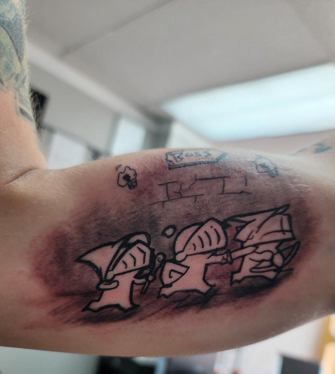 Xyphien's tweet photo. Could this be the first ever @teamguilded tattoo? Mad props to @guildedjared for making the art!
#Getguilded #tattoo #NerdyAF https://t.co/dyPWMYOByh