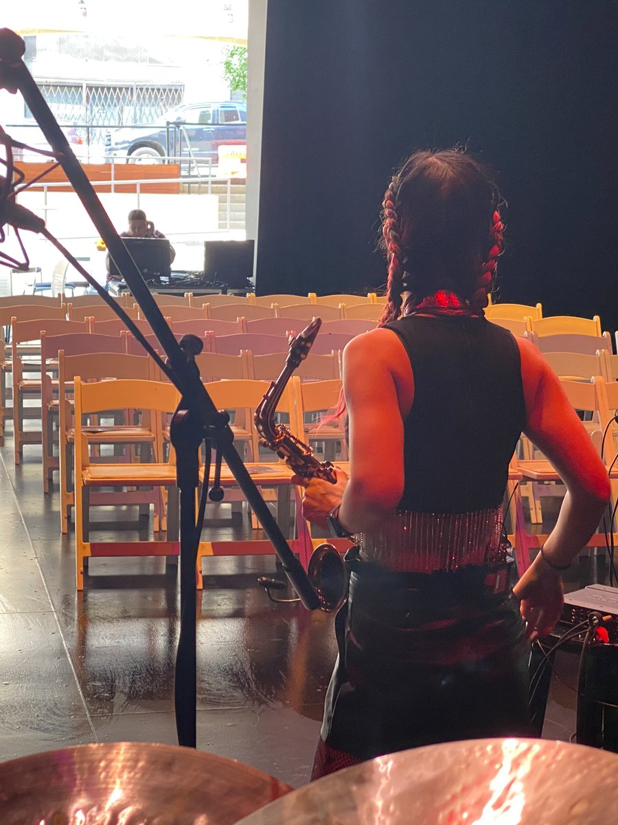 MCGJazz's tweet image. #MomentsBefore Grace Kelly rehearses before her set for tonight’s Inside/Outside performance.  

#BehindtheScenes #InsideOutside #LiveMusic