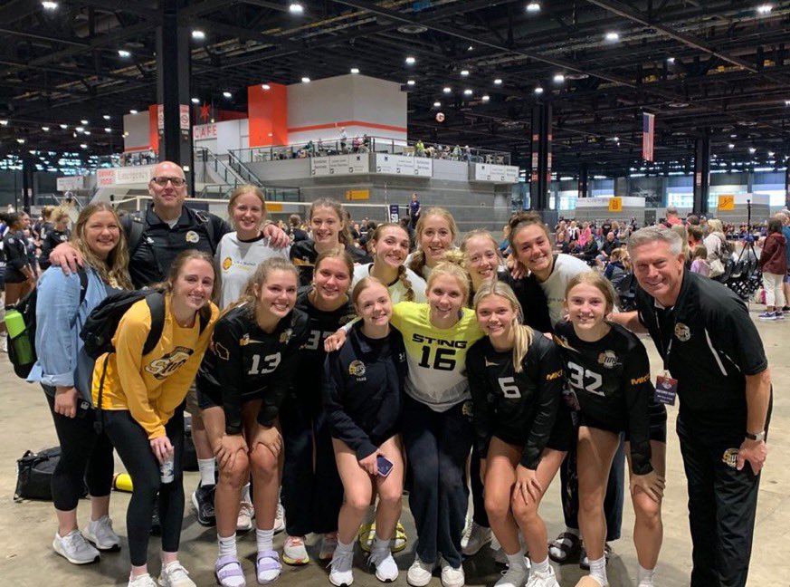 It’s ⏰ to reflect on our year.🤩
4️⃣ 1st place finishes
1️⃣ 2nd place
2️⃣ 3rd place finishes
DOUBLE open qualified
Finished tied for 1️⃣3️⃣ in USAV Open
But most important we have
4️⃣ proud coaches 
&amp; 1️⃣2️⃣ amazing friends for life
Congratulations on a great season 🥰