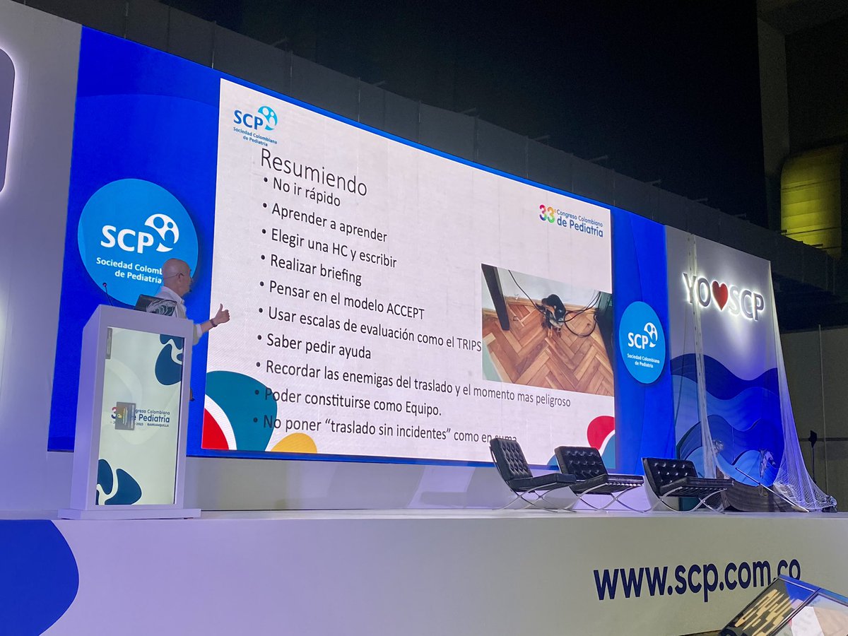 “Ir rápido no necesariamente es ir bien” <a href="/DelAlmaZen/">Andres Vigna</a> brindando tips para el traslado seguro del niño críticamente enfermo @SocPediatria #SCP2023 <a href="/slepelatam/">slepe</a> <a href="/juancajara78/">Juan Camilo Jaramillo-Bustamante, MD 🇨🇴</a>