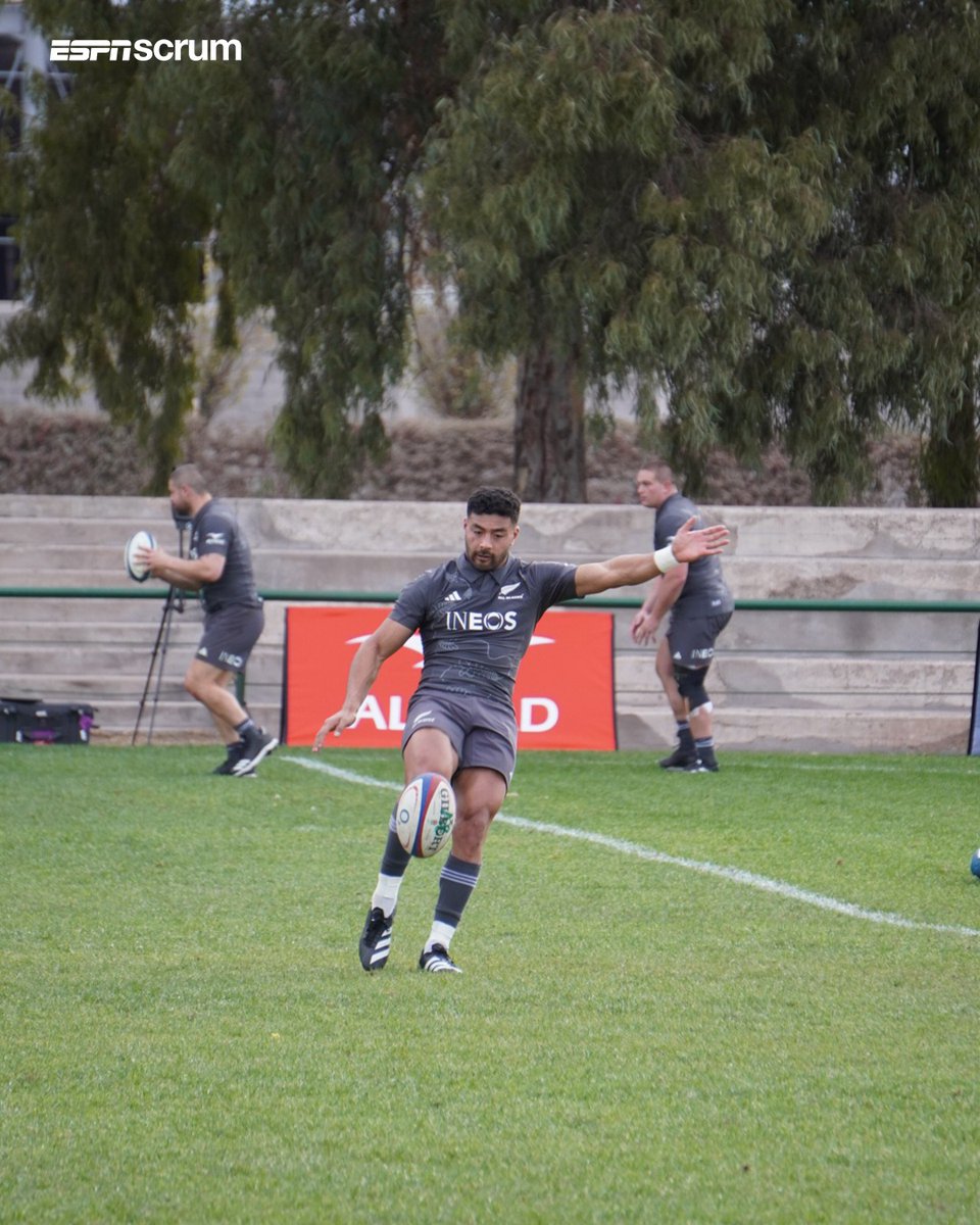 ScrumRugby tweet media