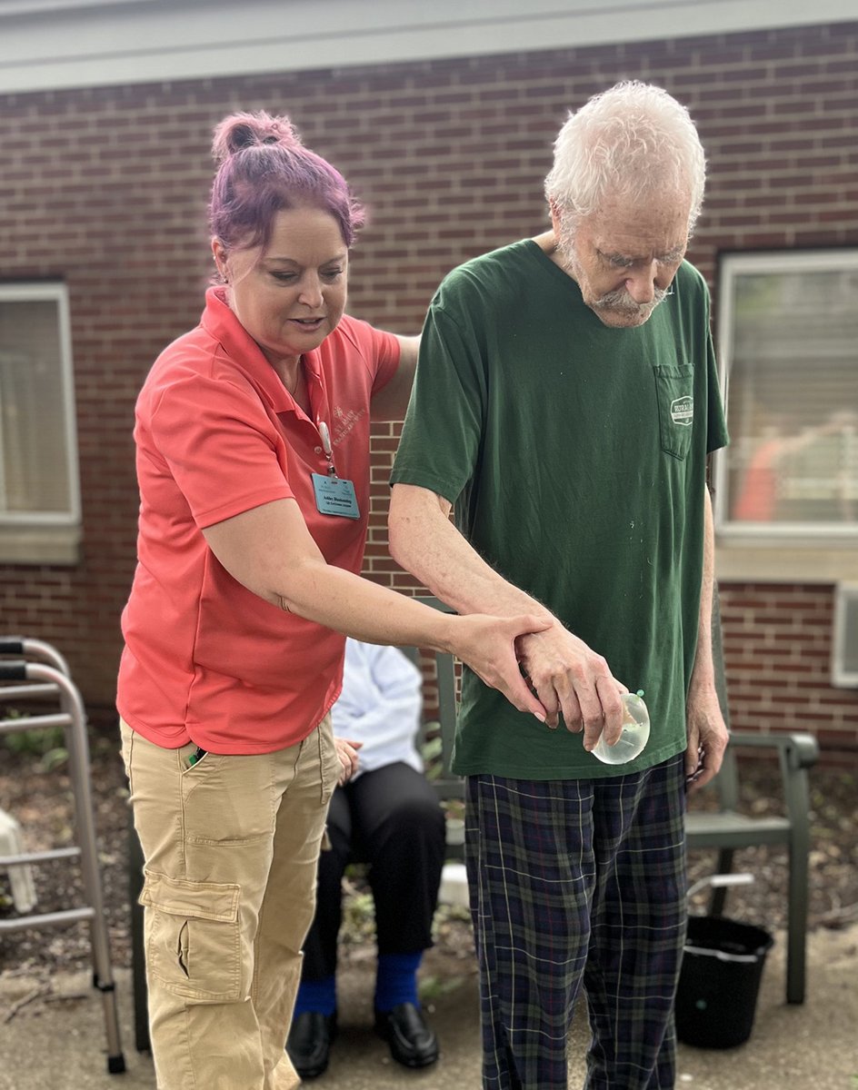 StMaryH's tweet photo. Water balloons, the splash of life! #whyItrilogy #trilogybff https://t.co/rqEfaogEbM