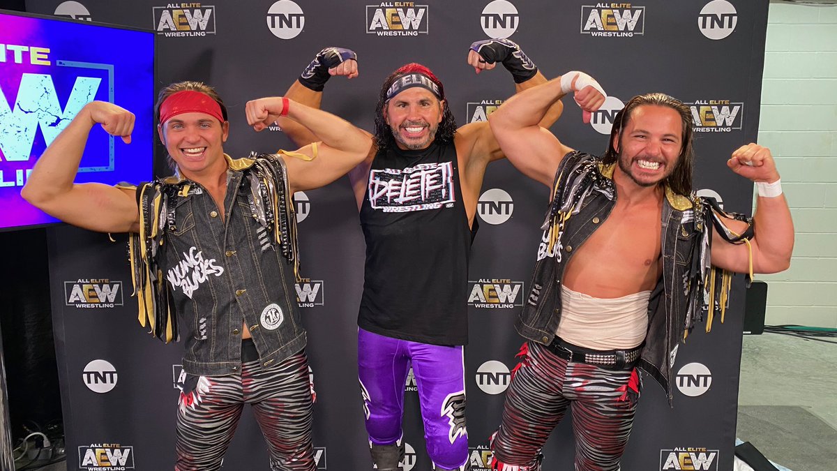MATTHARDYBRAND's tweet photo. MY GUYS https://t.co/4ZpAFQYrJ9