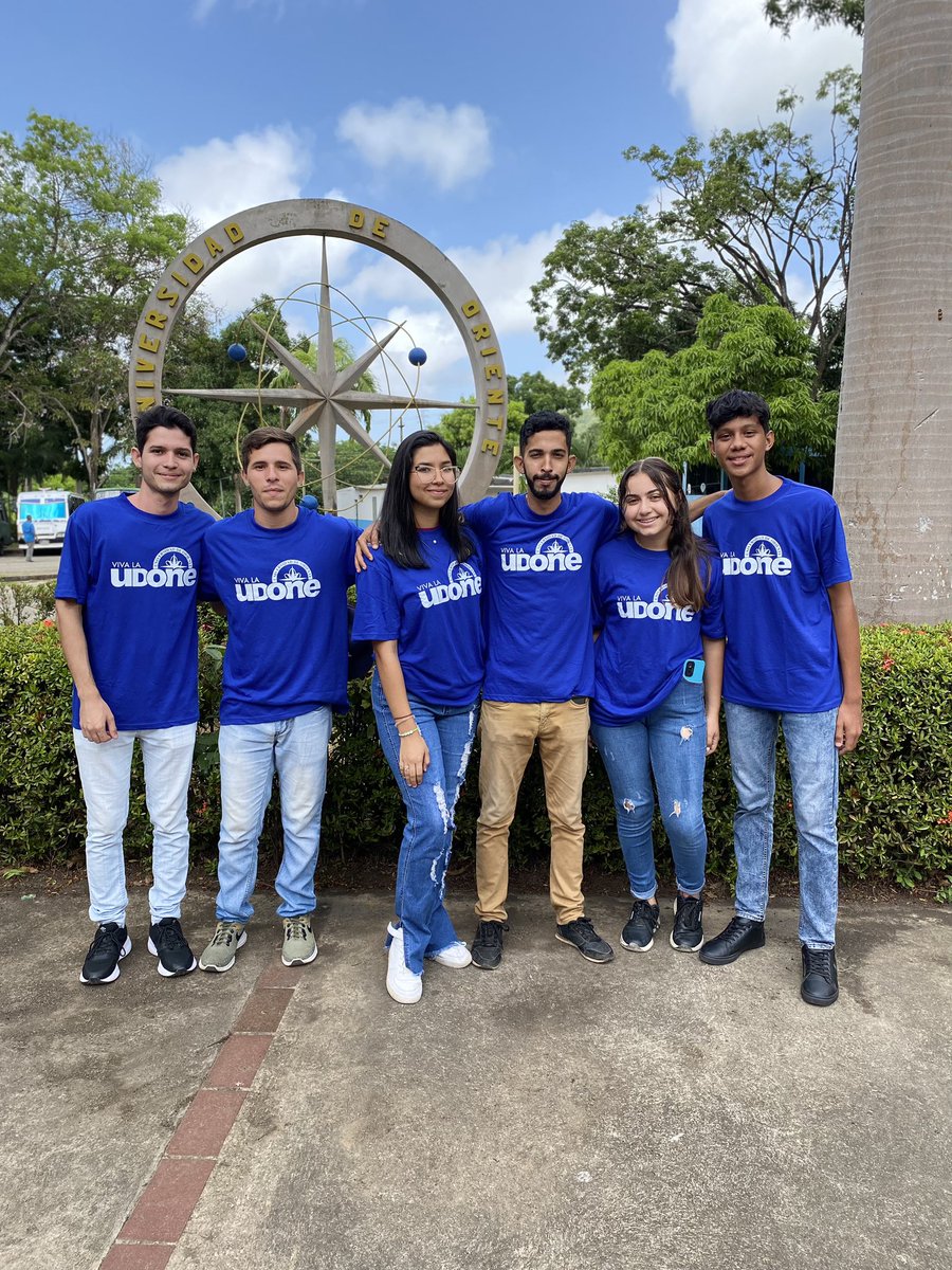 VivaLaUDONE's tweet photo. ¡Cuenten hoy y siempre con este gran equipo!💙

Rumbo a nuestros 10 aniversario dentro de nuestra alma mater, estamos sumamente orgullosos del equipo que hemos cosechado.

Generación tras generación, nuestro legado sigue creciendo.

@vivalaudone para rato, vamos por más🙌🏻 https://t.co/GUONqaK3L0