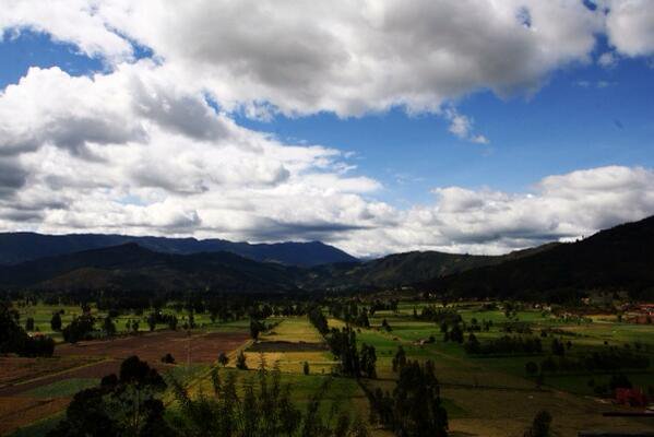 Boiacá, Bojacá, Boyacá significa "Tierra de mantas o Manto Real" su líder el Zaque de Hunza (Tunja), la ciudad fue capital junto con Bacatá de la nación Muisca