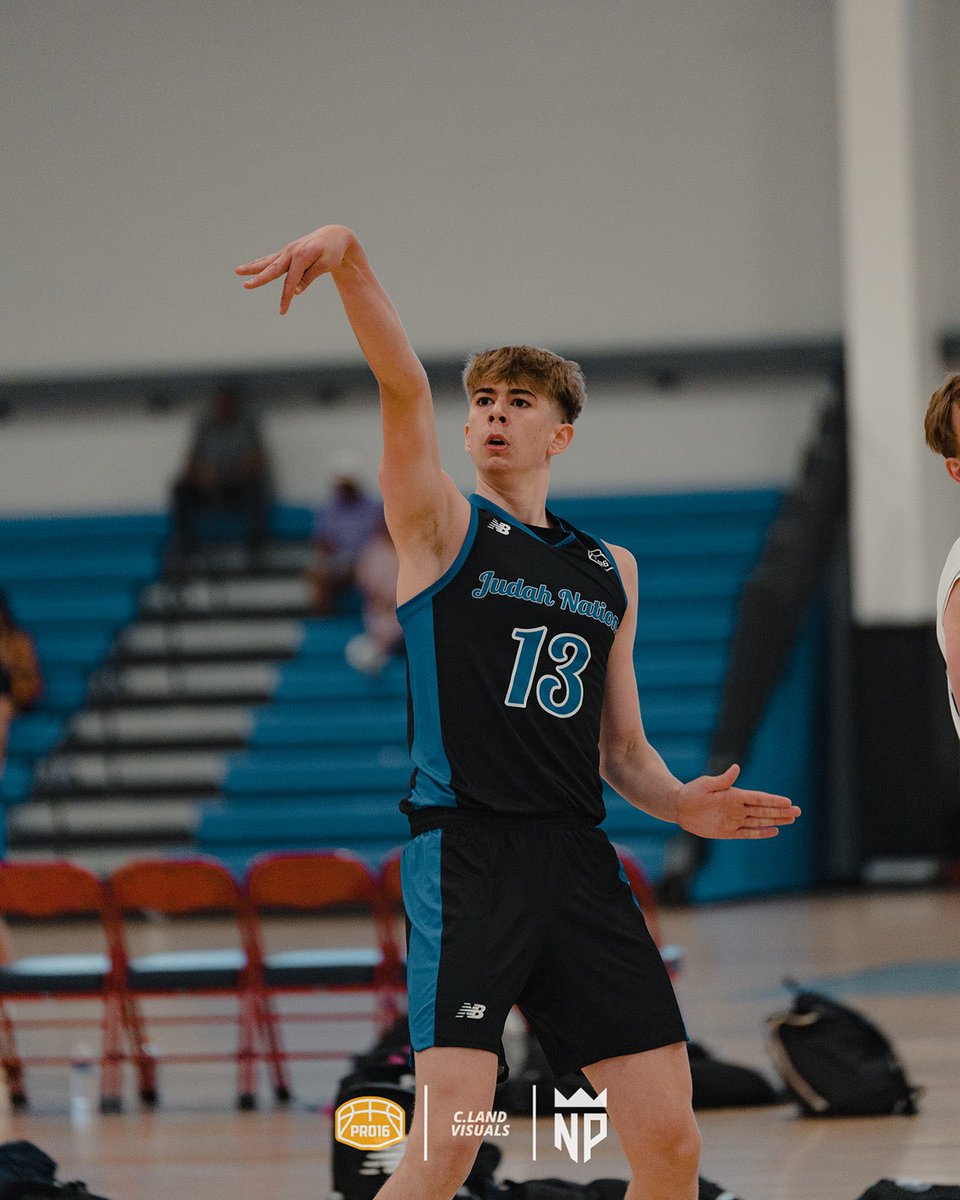 Coach Santos (@hustlecoachko) on Twitter photo Good showcase for <a href="/_AustinLeslie4/">Austin Leslie</a>
Lead all scores with 16 points 4 boards. Skilled shooter.
At 6’5 is one to watch ! Good showcase for <a href="/_AustinLeslie4/">Austin Leslie</a>
Lead all scores with 16 points 4 boards. Skilled shooter.
At 6’5 is one to watch !