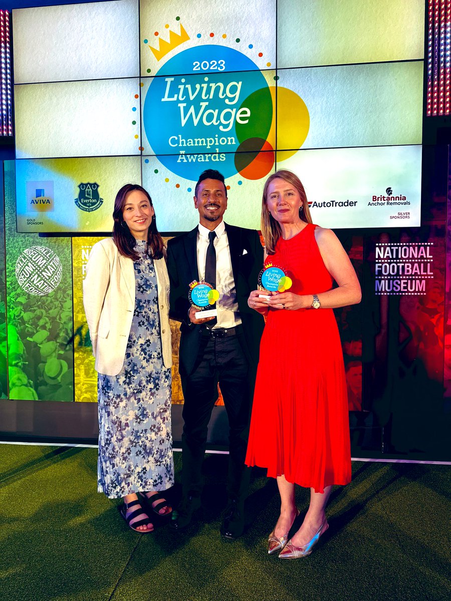 Super proud to have collected the #livingwagechampion award on behalf of @CEO_DavidB a true champion of @MaudsleyNHS and #LondonLivingWage. Great work across @SELondonICS Fantastic to be here with @Lizzie_Smith77 and @NinaHemmings92 spearheading 
 #NHS Anchors work across London.