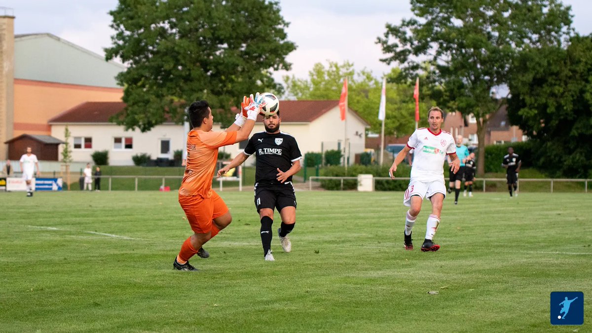 Timobtw_'s tweet photo. Paar Bilder aus meinem letzten Spiel 🙃
Lebe übrigens noch haha https://t.co/BR6CAeBQMJ