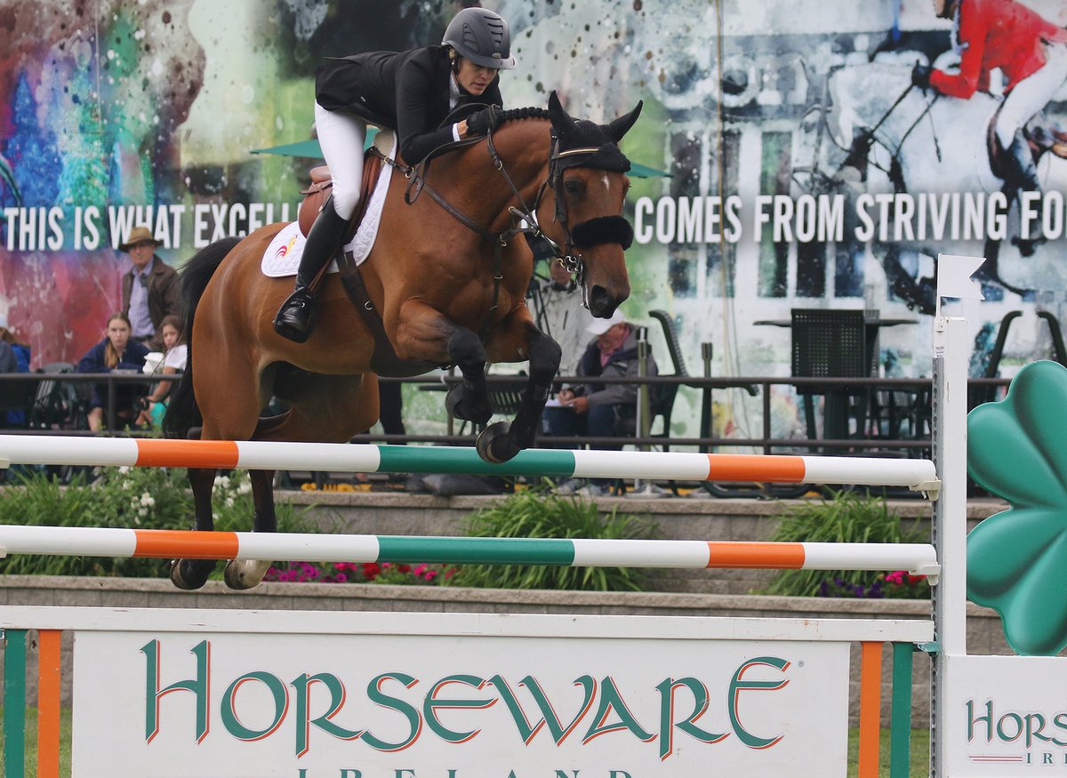 Spruce_Meadows's tweet photo. Tiffany Foster 🇨🇦 & Jetouelle-S win the @Horseware Ireland Cup at Spruce Meadows. Did you know that all of the winning horses from the Spruce Meadows summer tournaments walk away with a championship blanket made by Horseware?
#sprucemeadows #showjumping #jumpintosummer #iwarehorseware
© Spruce Meadows Media/Dave Chidley