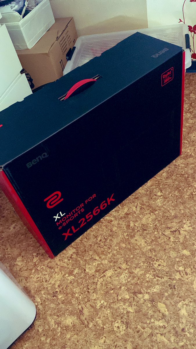 Da ist das Ding 😍🎉Nochmal vielen Dank an <a href="/slamiZGouD/">Dominic Sommersperger</a> und <a href="/PegasusCS_/">Pegasus</a> und natürlich an das ganze Team 
Welches dieses Event für  #ZusammenFürKinder 🙏 gestaltet haben 😍 einfach Danke für dieses geile Teil 🎉🤙🏻