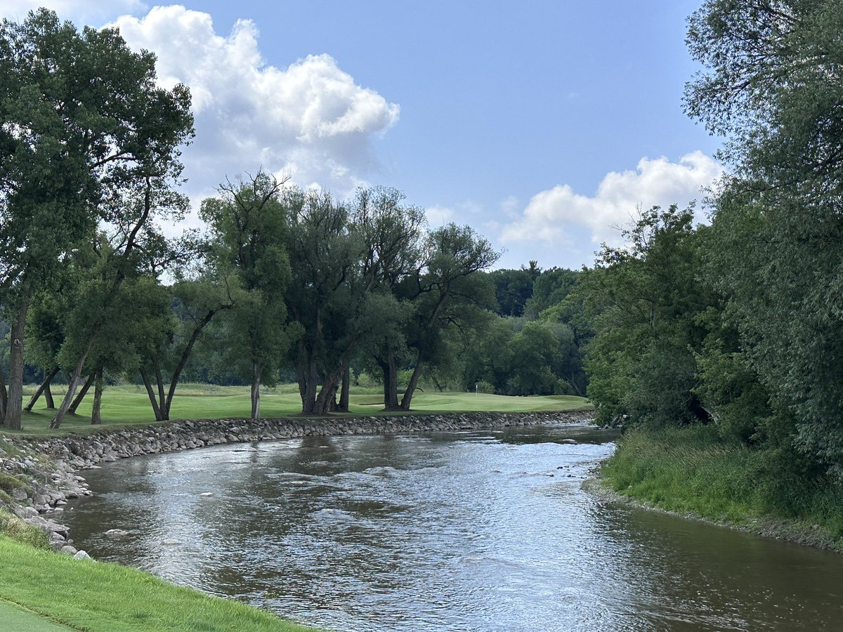 Top100Rick's tweet photo. Blackwolf Run - River 
#95/Top 100

“Life isn’t fair, why build a fair golf course?”  - Pete Dye loved to say this and that philosophy shows up at the wonderful River course. 

It’s conditioning is amongst the best of all resort courses I’ve played. Wonderful turf. The holes are unique and fun, gorgeous as well. 

On a few holes he loves to test your mind with “unfair” features, whether it be trees blocking the preferred route or greens that are brutally difficult.  But that unfairness is part of the experience. 

It’s amazing course that has lost some luster due to the changing philosophies in golf architecture, but it remains a great test of golf and an awesome golf course to play.  A modern classic.