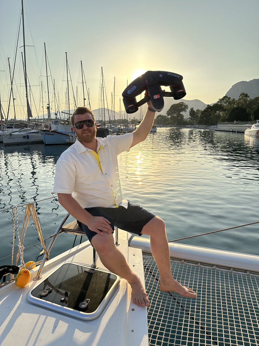 erkemarine's tweet photo. #SuBlue #Navbow'u harika
yapan nedir, diye sordunuz mu?
İnanılmaz tasarlanmış bu scooter, -2m/s'ye kadar 3 Hız Ayarı.
-40m'ye kadar dalışlarınızı mükemmel hale getirir.
#ErkeMarine web sitesi ve seçkin bayilerinden temin edebilirsiniz.
#SularınSüpermeniOl https://t.co/vuPNbz128J
