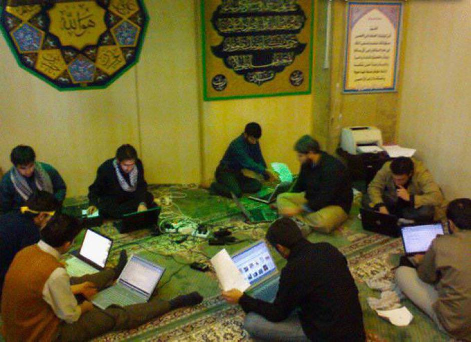 اکثر دافایی که تو تردز شروع کردن به نود گذاشتن رو تو این تصویر میتونین ببینین.
مواظب لشکر سایبری که دارن به تردز کوچ میکنن باشین!
#مهسا_امينی