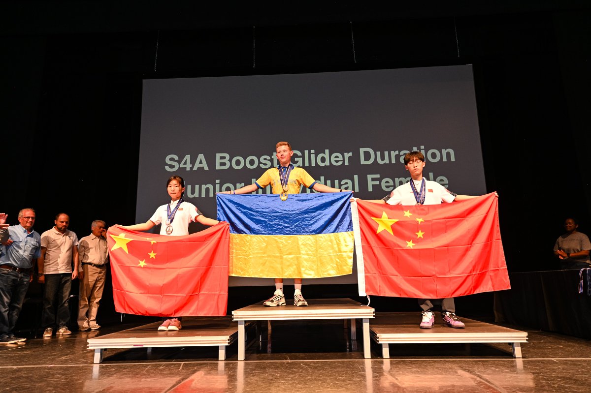 NARRockets's tweet image. 🚀 It was a memorable time yesterday at the World Spacemodeling #Championship (WSMC) Awards Ceremony! 🚀 Check out more images of the senior &amp;amp; junior gold, silver &amp;amp; bronze medal winners. Learn more at: nar.org/site/wsmc-2023… #WSMC2023
Photo Credit: @jmwtahomaphoto