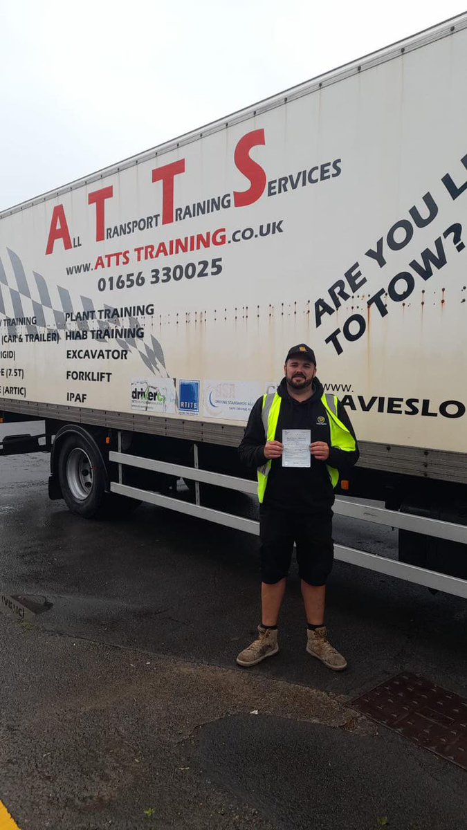 ⭐️ PASS ⭐️ 

Congratulations to Lewis on passing your test 👏 

You were a pleasure to teach and we wish you all the best for the future 🚛 

Shout out to trainers Colin and Pavo… massive thanks 👏 

#transport #drivertraining #hgv #training #ATTStraining