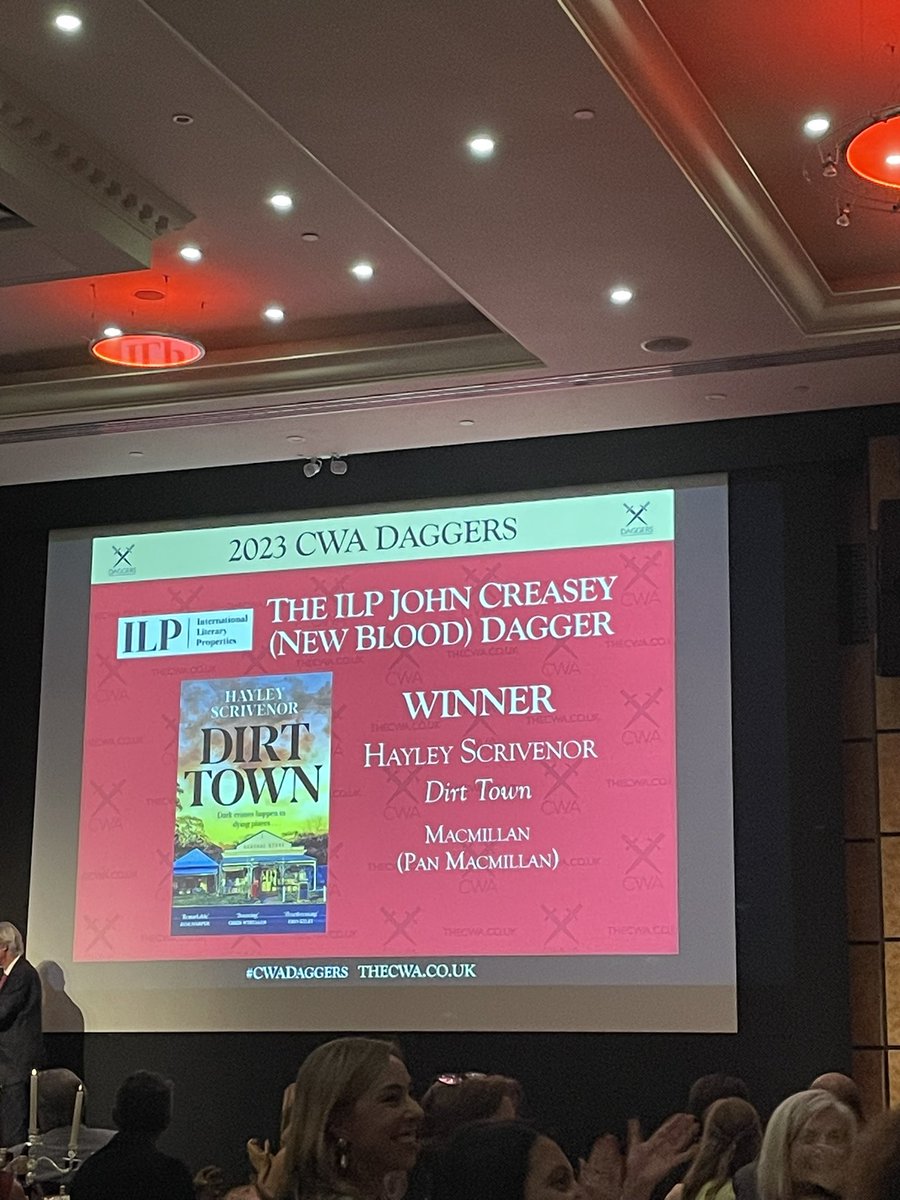 #HayleyScrivenor wins the @The_CWA #JohnCreasey #NewBloodDaggers #CWADaggers