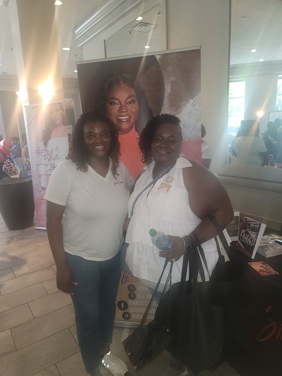 MannaWrites's tweet photo. @BiancaXaviera_ Let me go ahead and add my square to this collage.  🥰🥰🥰🥰 https://t.co/KukJypm1Aa